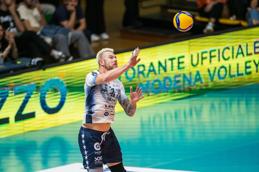 Volley, Zaytsev trascina Monza. Civitanova ruggisce con Modena, Milano promossa