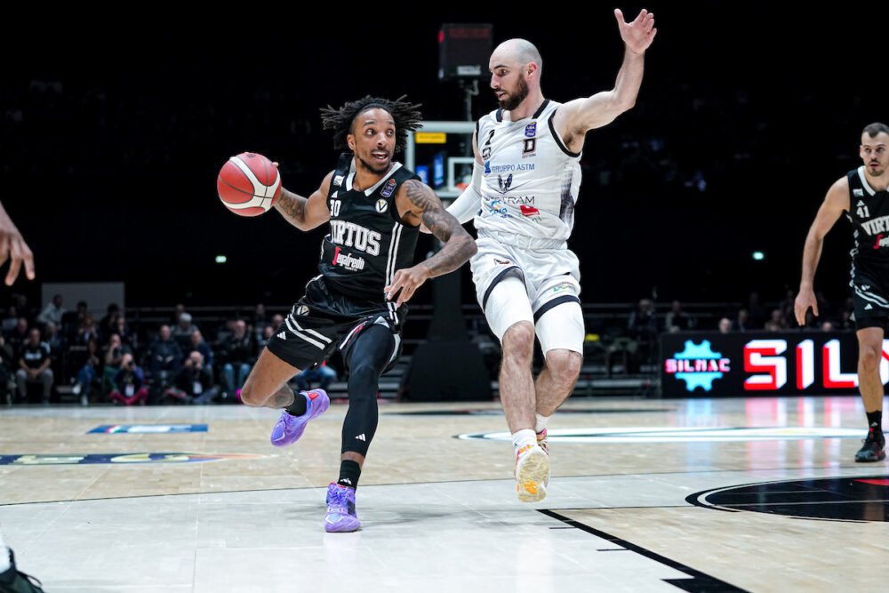 Basket, la Virtus Bologna piega Tortona nel recupero della 4a giornata di Serie A. Decisivo Matt Morgan con 16 punti