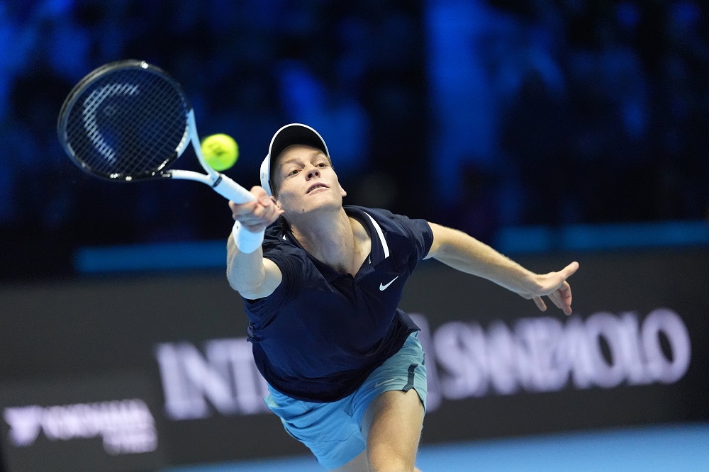 Definito l’orario della semifinale di Sinner alle ATP Finals: dove vederlo in tv e streaming