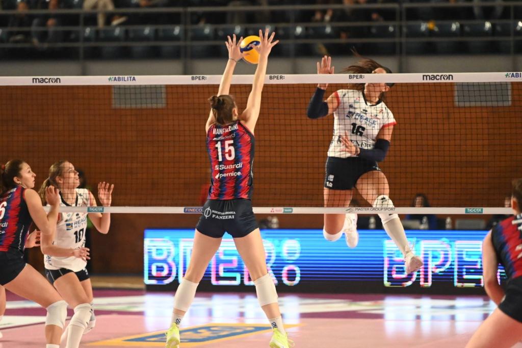 Volley femminile, Chieri sbanca Bergamo nell’anticipo dell’ottava di A1 e sale al quinto posto in classifica