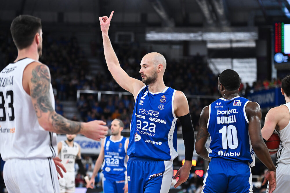 Basket, Brescia rimane nel gruppetto di inseguitrici di Trento, Cremona si rianima e supera Varese