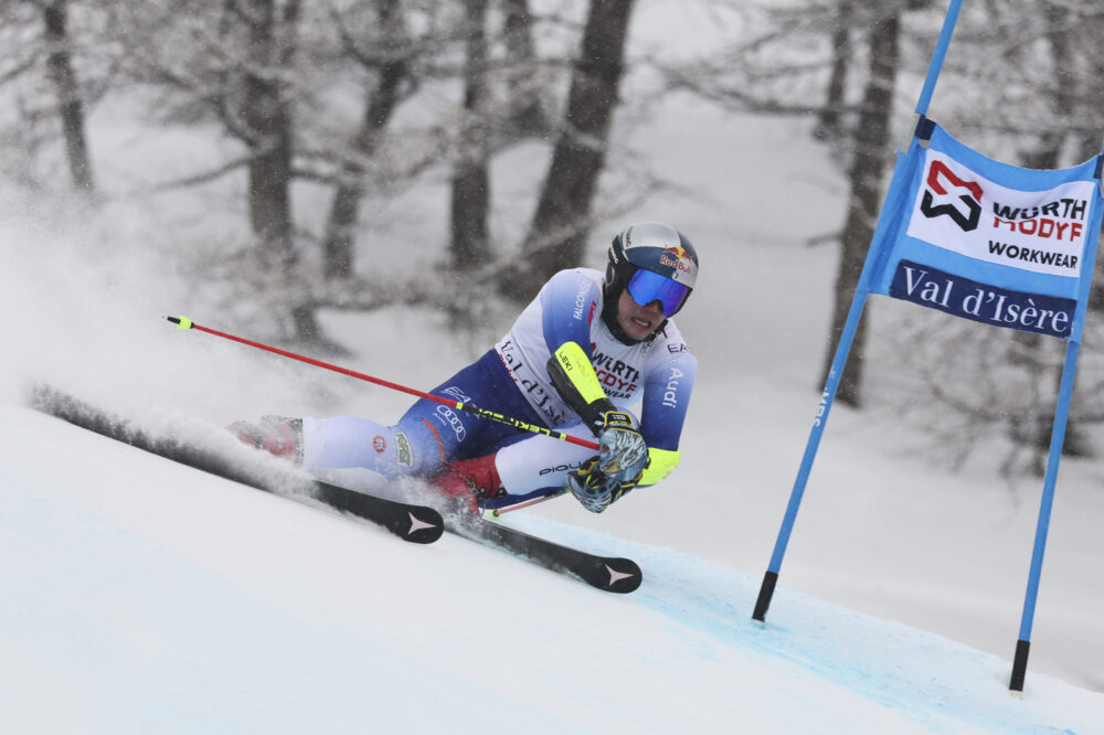 Sci alpino, Alex Vinatzer rientra tra i primi 15 nella WCSL di gigante. Sale anche De Aliprandini