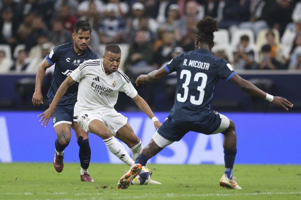 Il Real Madrid vince la riesumata Coppa Intercontinentale: Mbappé show contro il Pachuca