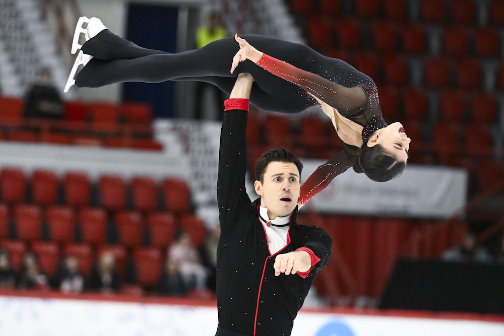 Pattinaggio artistico: Ghilardi Ambrosini alle Finali Grand Prix! Forfait per Stellato Dudek Deschamps