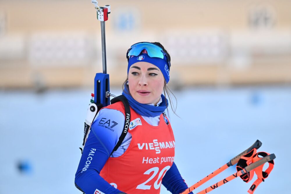 Biathlon, Franziska Preuss vince la pursuit di Le Grand Bornand. Nona in rimonta Dorothea Wierer