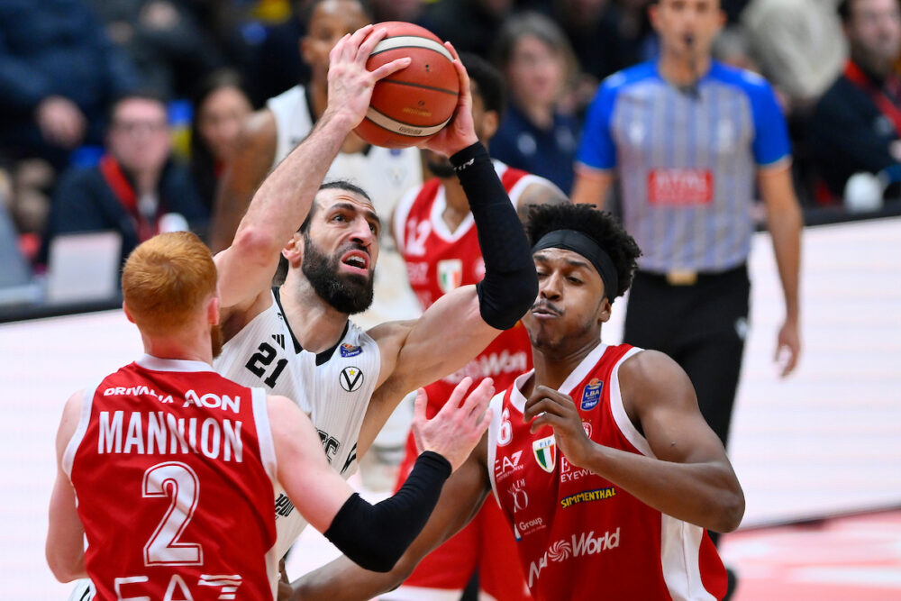 Basket: Virtus Bologna corsara a Milano, Trento è da spettacolo e 10/10 a Scafati in Serie A