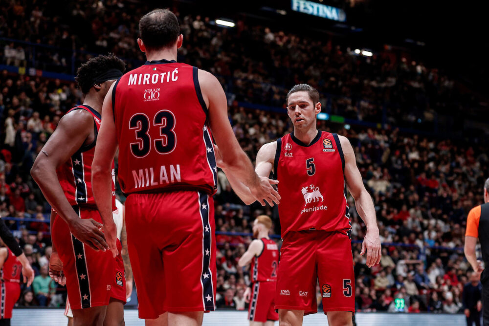 Basket, l’Olimpia Milano ospita l’Olympiacos in Eurolega. Serve una reazione per riprendere la scalata