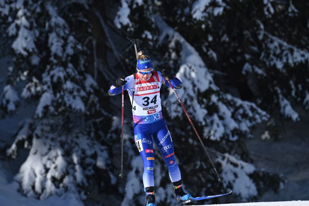 Biathlon, le percentuali al poligono degli italiani: Samuela Comola sfiora la perfezione a terra