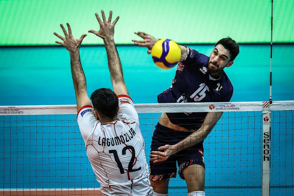 LIVE Ankara-Trento 2-1, CEV Cup volley 2025 in DIRETTA: è l’ora del quarto set, serve il tie-break per continuare a sperare!