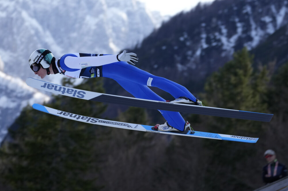 Salto con gli sci, Domen Prevc batte Forfang in gara 2 sul trampolino di volo di Oberstdorf