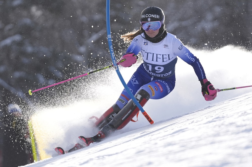 Quando partono Peterlini e le azzurre nello slalom dei Mondiali: n. di pettorale, orario preciso, tv