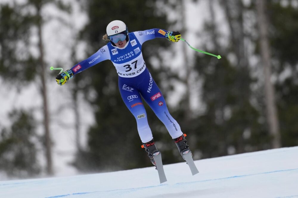 LIVE Sci alpino, SuperG femminile Mondiali juniores 2025 in DIRETTA: bronzo di Sara Thaler