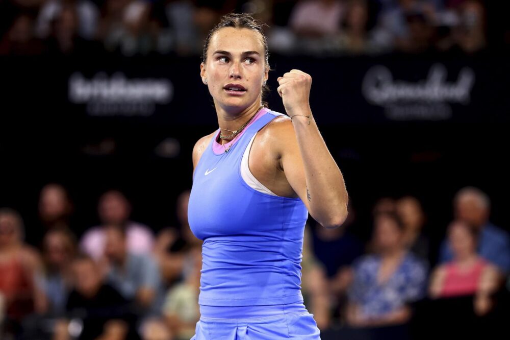 WTA Brisbane, Aryna Sabalenka è la campionessa: rimonta vincente su Polina Kudermetova