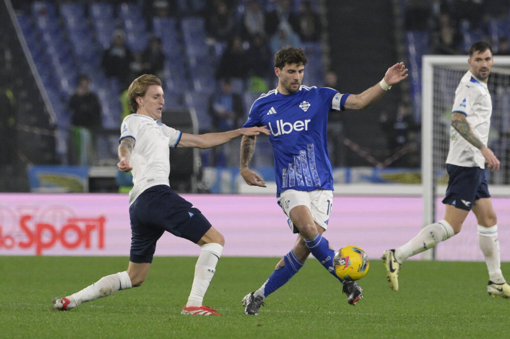 Patrick Cutrone rovina la festa di compleanno alla Lazio in Serie A: biancocelesti in dieci, pari all’Olimpico