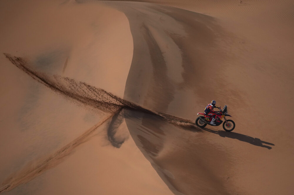 Docherty vince a sorpresa la decima tappa della Dakar tra le moto. Sanders allunga nella generale