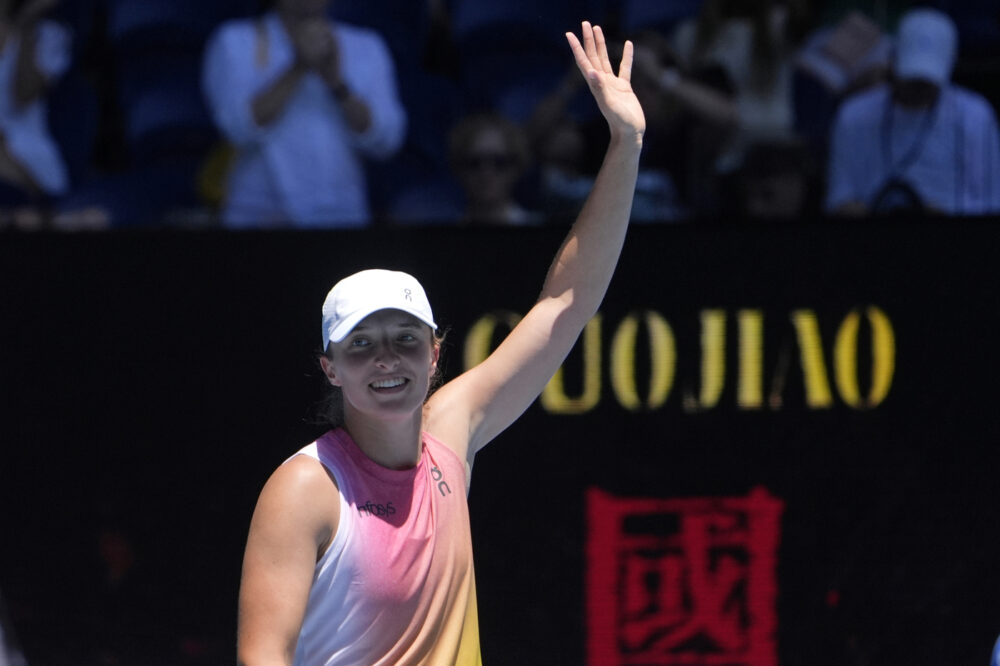 Australian Open 2025, risultati tabellone femminile 18 gennaio: Paolini ko, Swiatek passeggia, avanzano Rybakina e Navarro