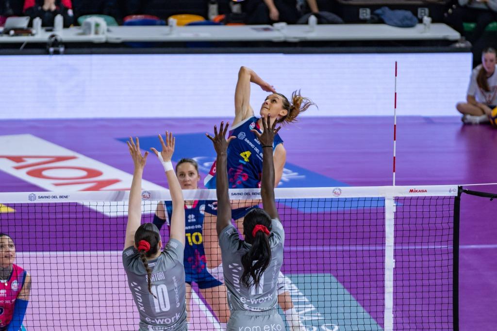 Volley femminile, Scandicci domina il big match con Busto Arsizio: 3 0 e toscane sempre più seconde!