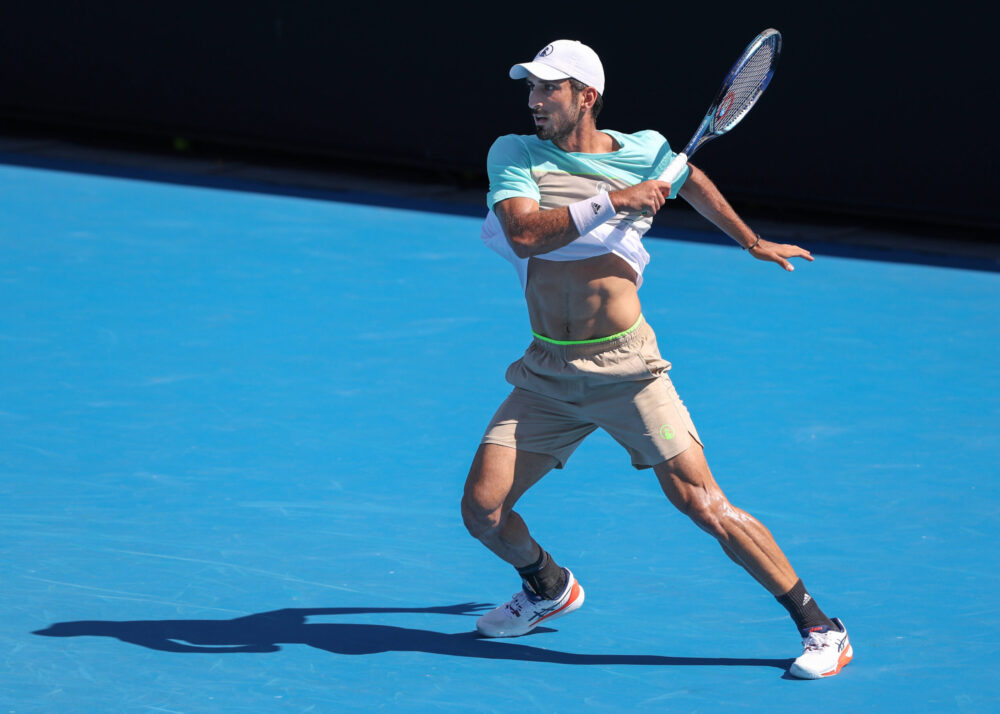 Australian Open 2025: Hady Habib storico, primo del Libano a vincere in uno Slam. Ok Zverev, fatica Ruud, out Darderi e Gigante