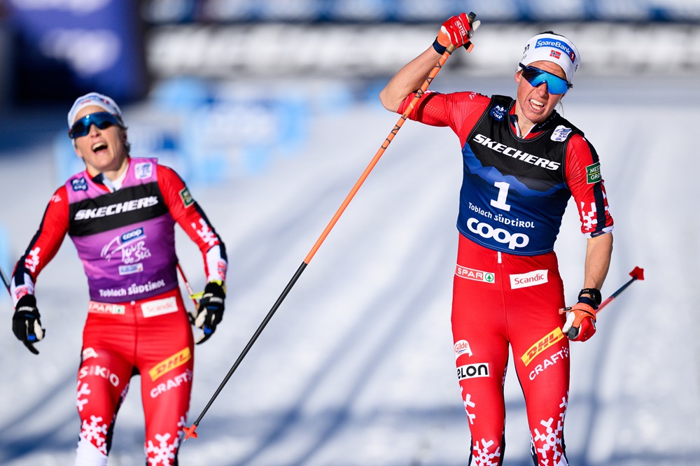 Tour de Ski 2025, Astrid Oeyre Slind batte Therese Johaug nella 15 km pursuit tc di Dobbiaco