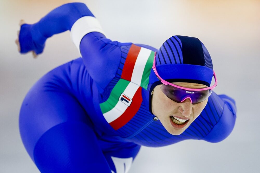 Speed skating, Francesca Lollobrigida sfiora il podio dei 1500 metri a Heerenveen. Bene Di Stefano