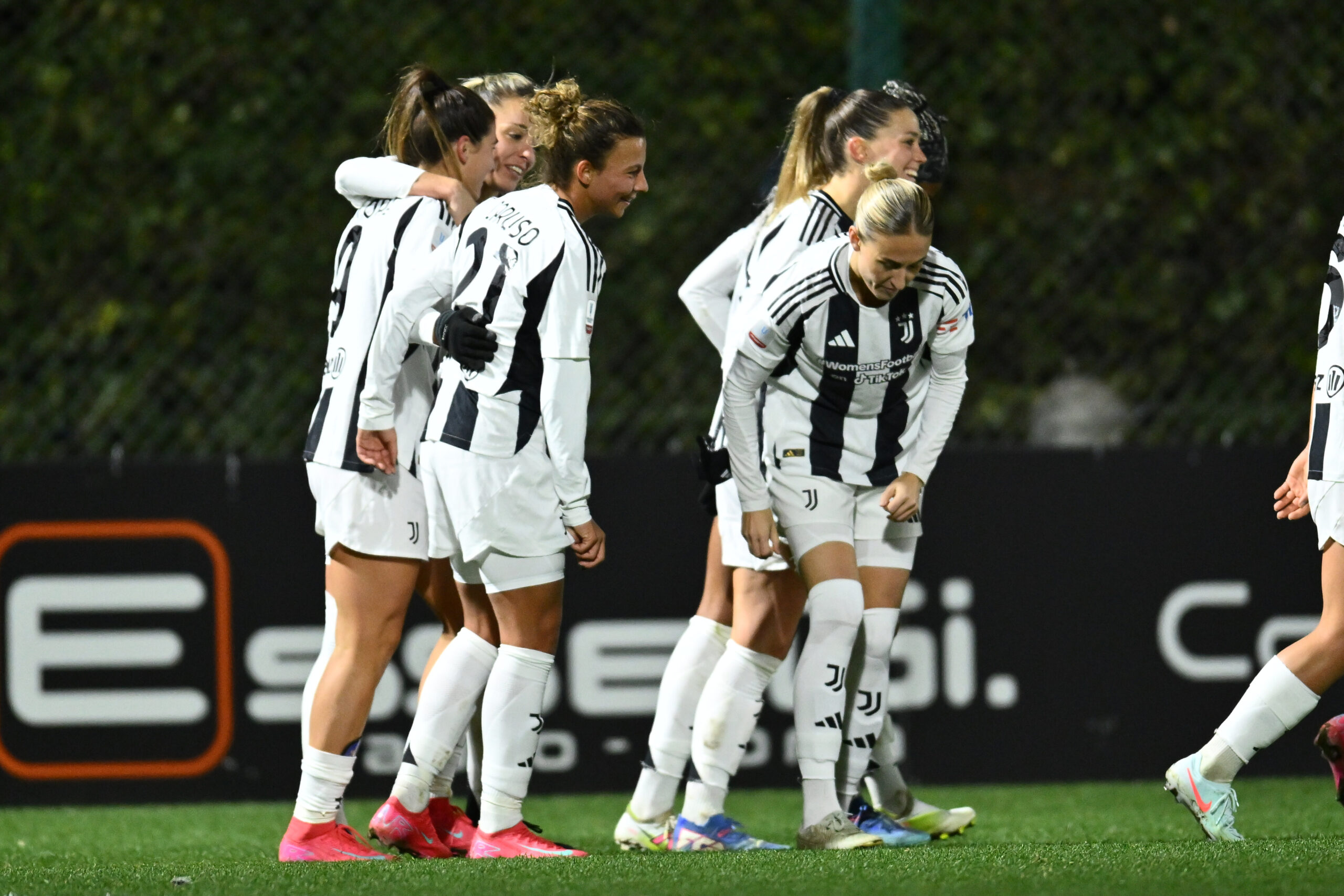 Calcio femminile: la Juventus passa sul campo della Lazio in Coppa Italia, vittoria di misura per la Roma