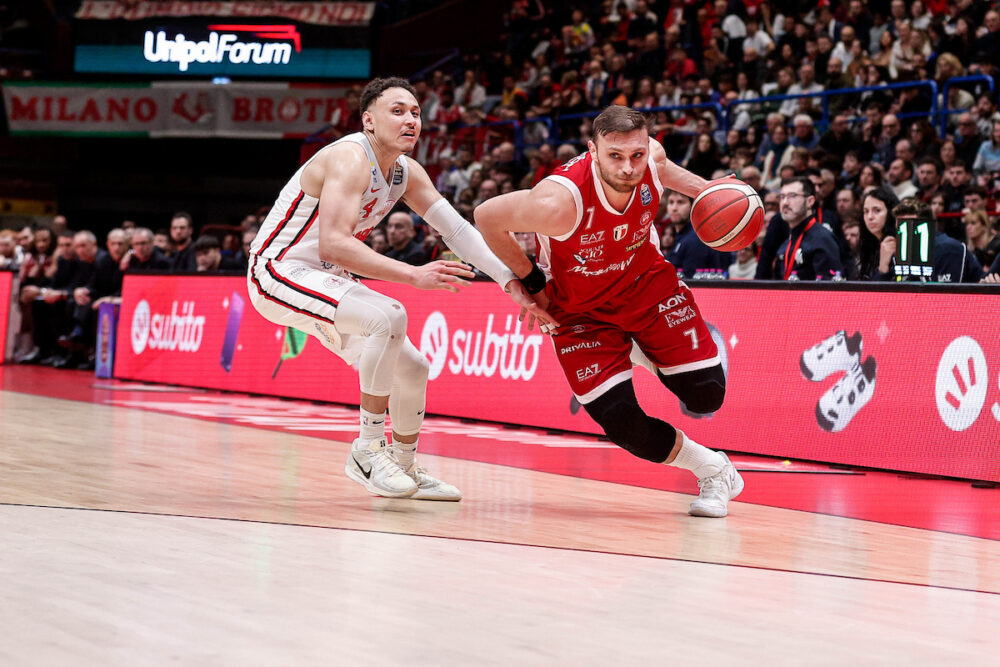 Basket, vittorie per Olimpia Milano e Trento in Serie A. La Virtus Bologna cade a Sassari contro la Dinamo