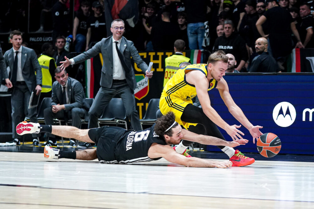 LIVE Fenerbahce Virtus Bologna, Eurolega basket 2025 in DIRETTA: a Istanbul le residue speranze delle V nere