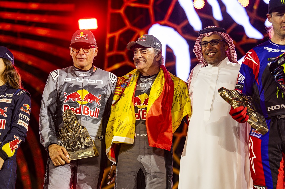 Dakar 2025: i favoriti delle auto. Carlos Sainz vuole la cinquina, Al Attiyah e Loeb i rivali