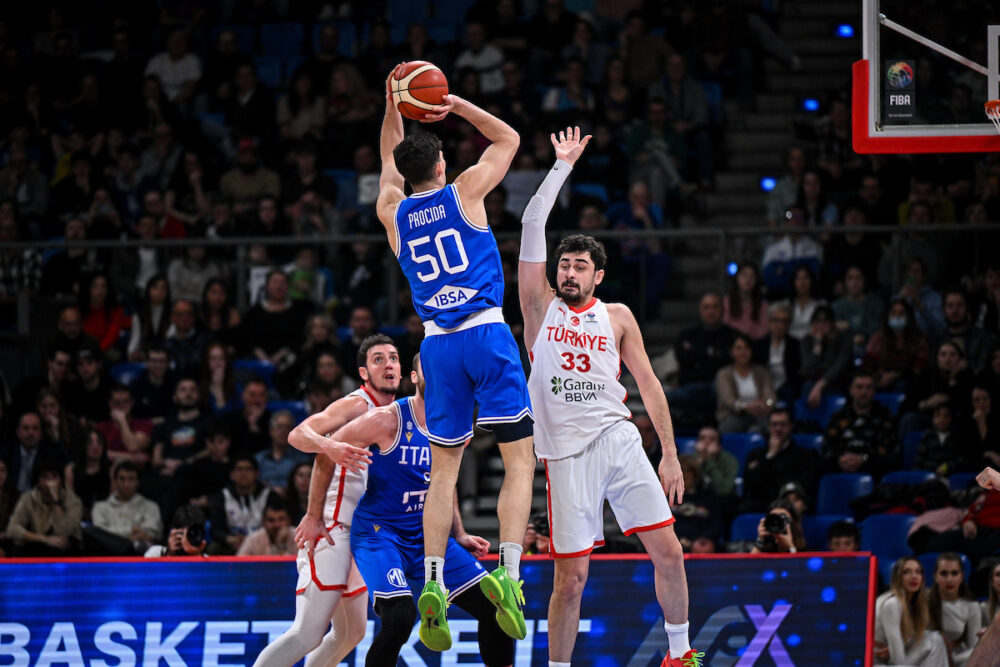 Basket, i dodici azzurri per Italia Turchia. La prima di Niang, l’importanza della coppia Procida Spagnolo. Attesa per Sarr