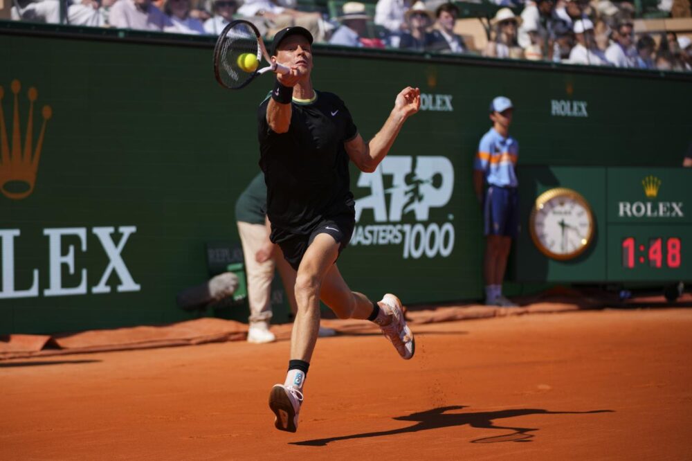 Jannik Sinner aggiunge un torneo! Nuovo impegno prima del Roland Garros