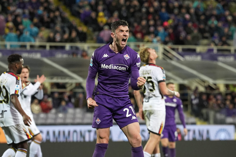 La Fiorentina batte il Lecce e si rilancia dopo tre sconfitte: Gosens decisivo