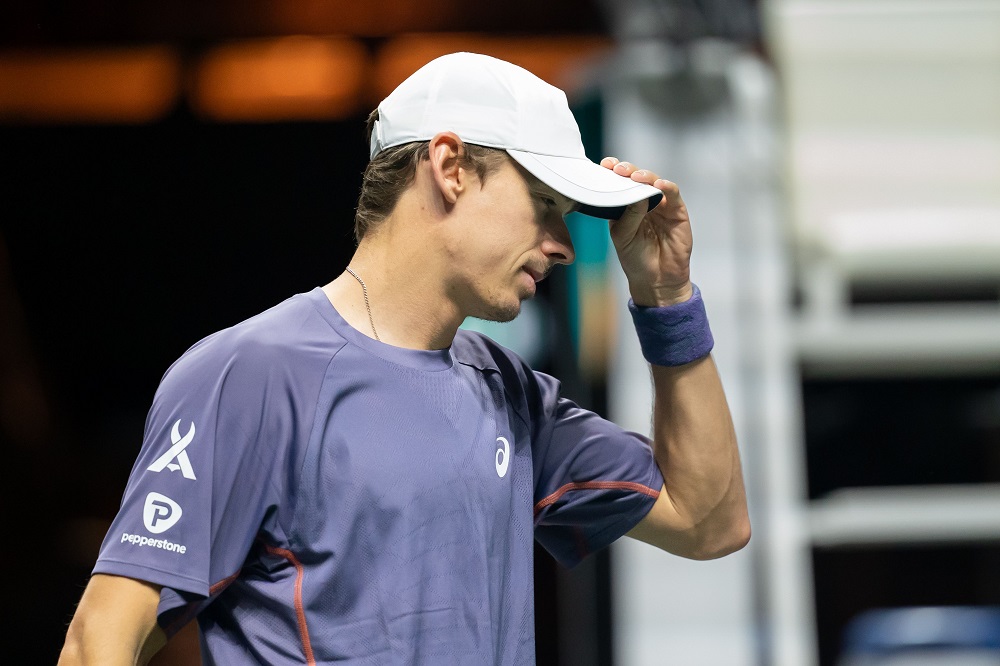 De Minaur sulle differenza tra Sinner e Alcaraz: “Con Carlos me la gioco, ma con Jannik…”