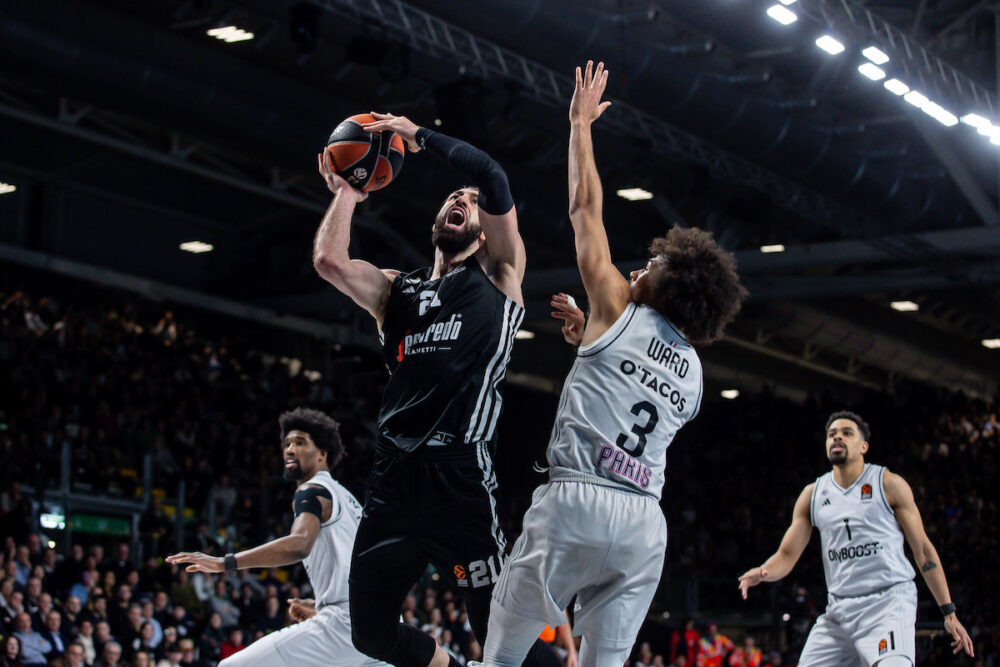 La Virtus Bologna spreca e crolla nell’ultimo quarto contro il Paris in Eurolega