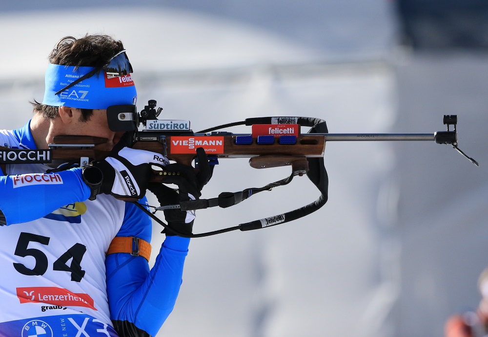 Vince solo la Francia ai Mondiali di biathlon: ennesimo oro nella staffetta a coppie, Italia lontana dal podio