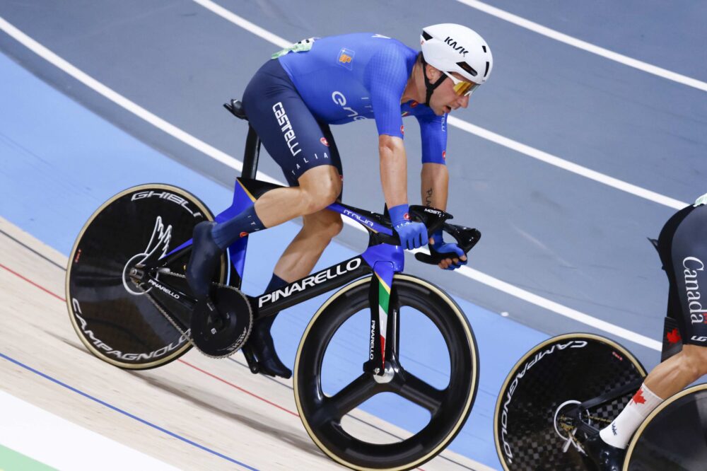 LIVE Ciclismo su pista, Europei 2025 in DIRETTA: Martina Fidanza oro nello scratch! Viviani subito eliminato