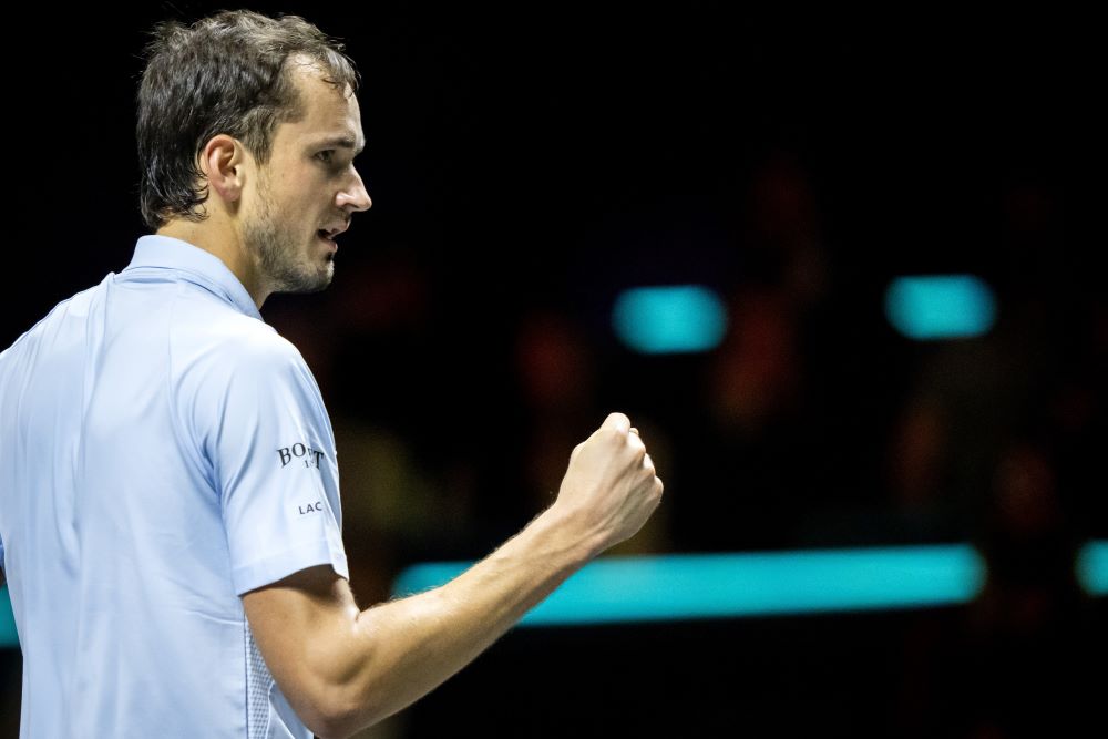 Daniil Medvedev allontana le voci sul suo ritiro: “Mi piace giocare a tennis e guadagno tanti soldi”