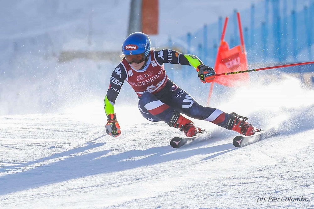 Mikaela Shiffrin irriconoscibile: quartultima in gigante a quasi 5 secondi da Brignone