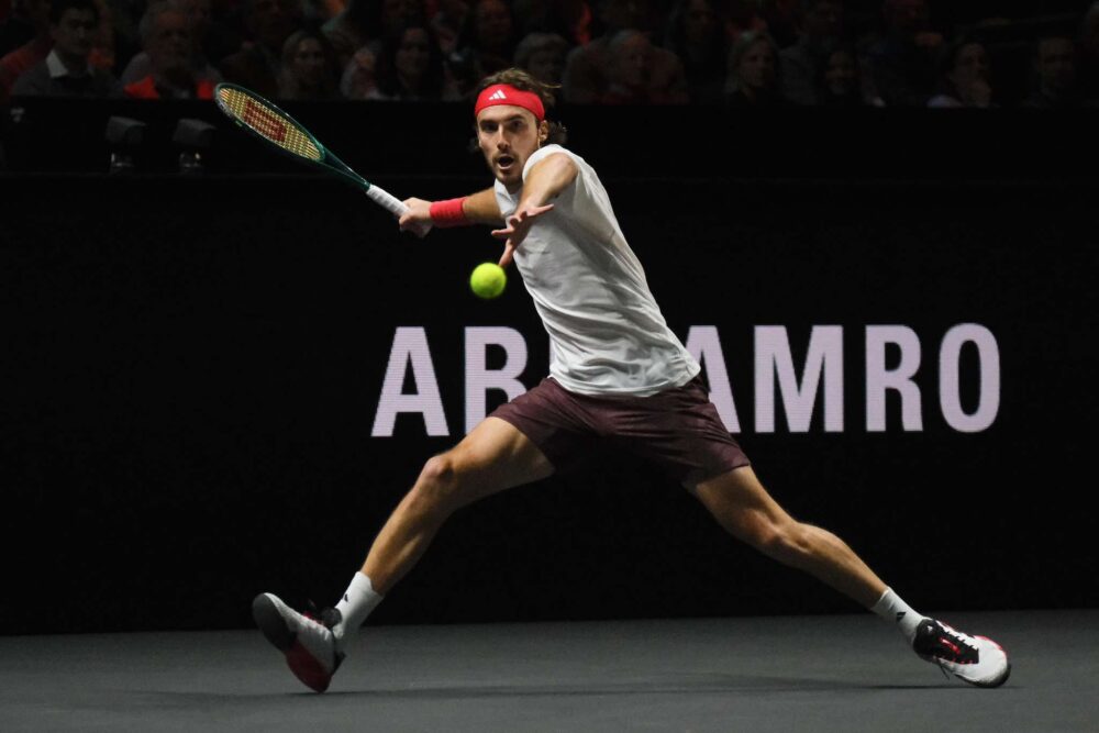 Tsitsipas sfiderà Bellucci nei quarti di finale a Rotterdam. Rublev e Hurkacz avanzano