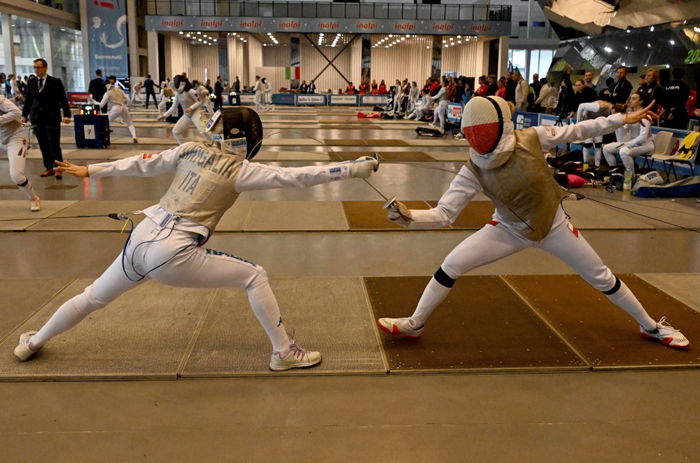 Scherma, quindici fiorettiste azzurre in tabellone al Grand Prix di Torino