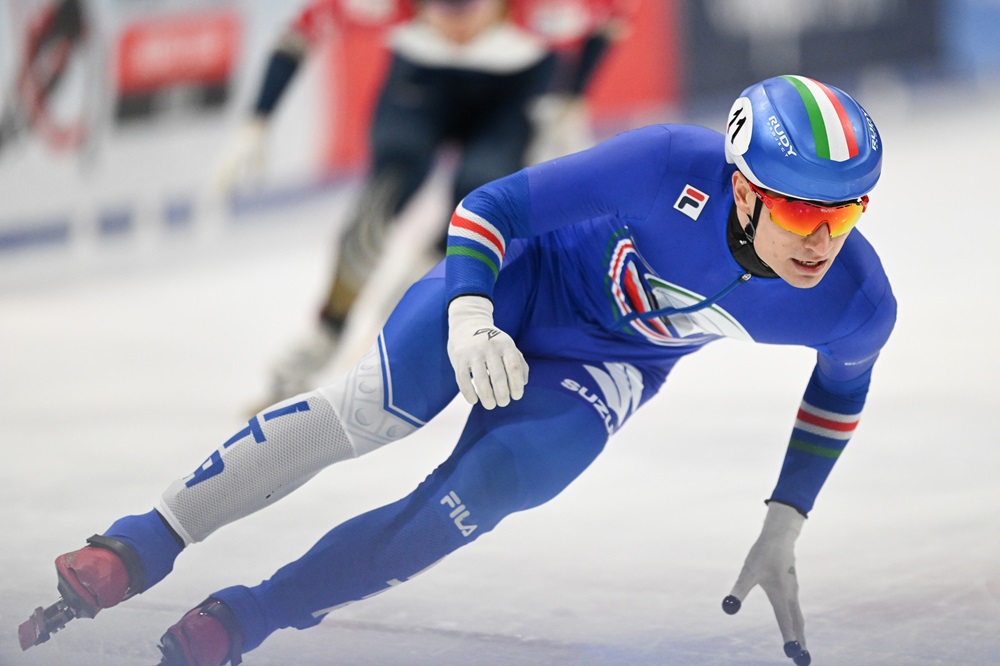 Short track, tris di podi per l’Italia a Milano. Splendono anche la staffetta maschile e quella mista