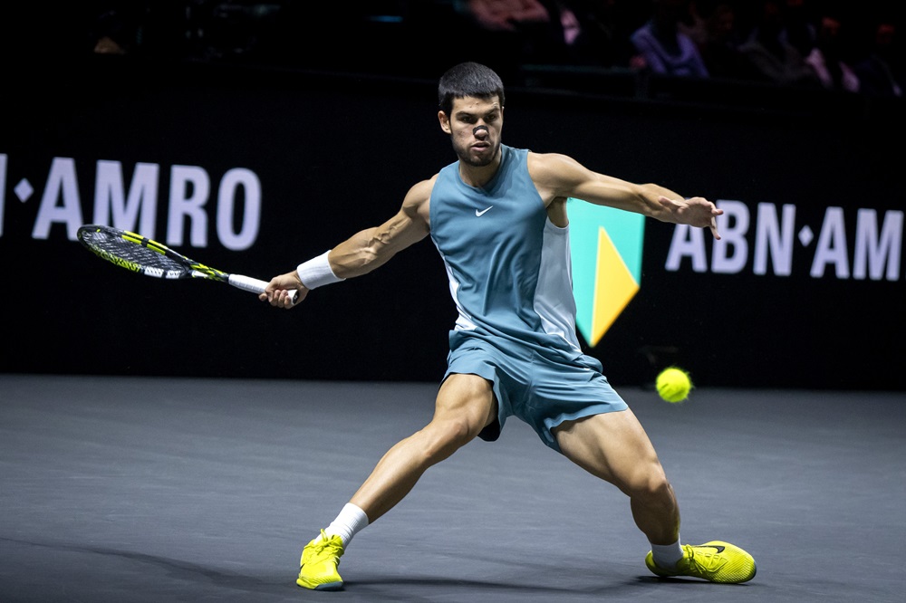 ATP Rotterdam 2025: Alcaraz in semifinale contro Hurkacz. Il sogno di Bellucci continua con De Minaur