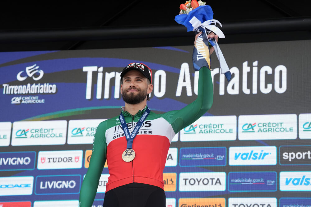 Ordine d’arrivo cronometro Tirreno Adriatico 2025: Ganna domina, Tiberi vicino ad Ayuso, più lontano Ciccone