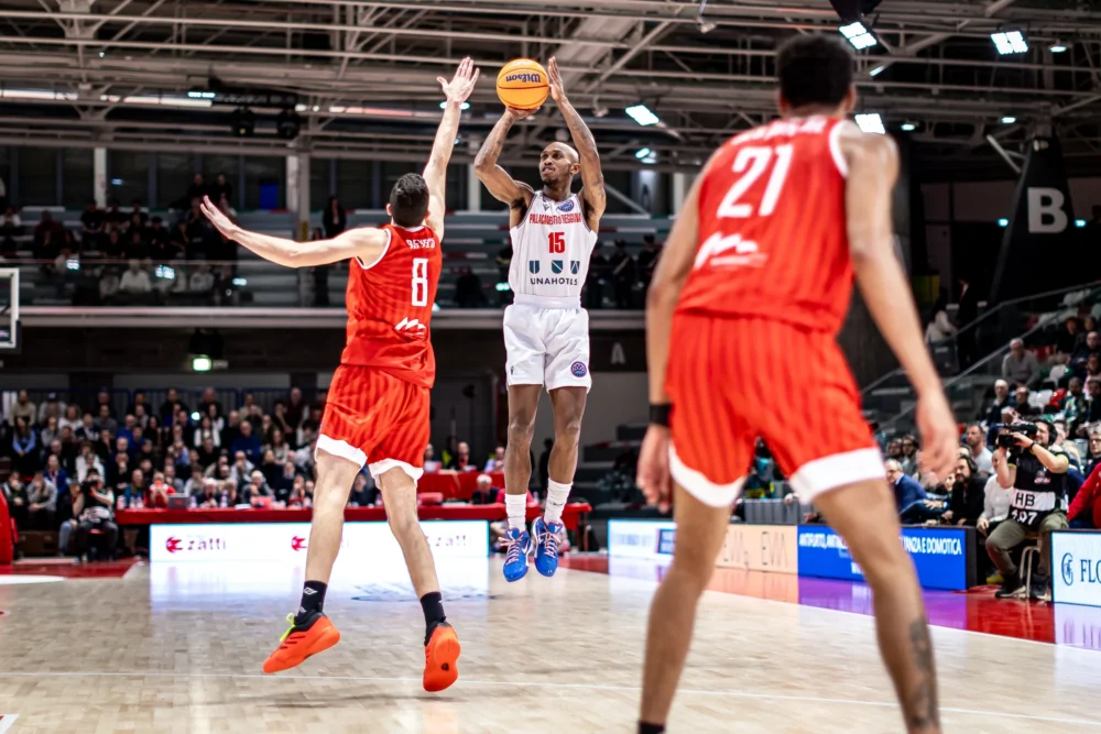 Basket, la Reggiana batte anche Manresa ed ottiene la seconda vittoria in Champions League